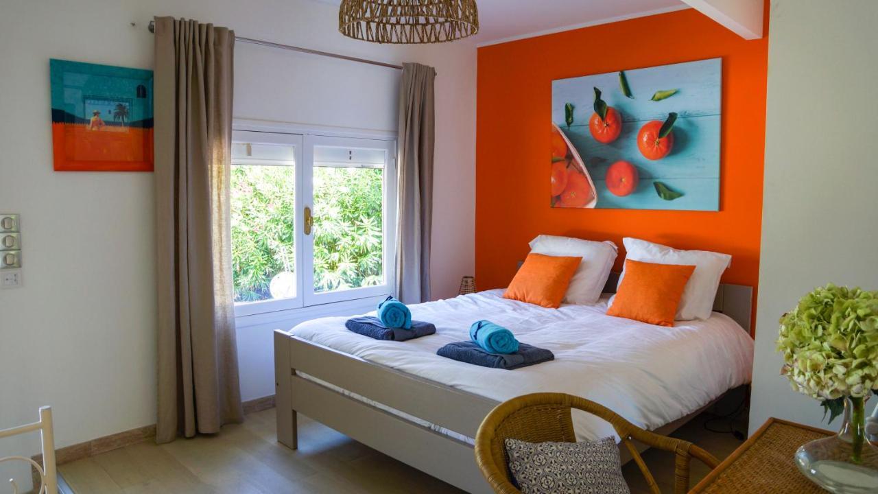 Maison Saint Paul Bnb Ла Кол-сюр-Лу Екстериор снимка
