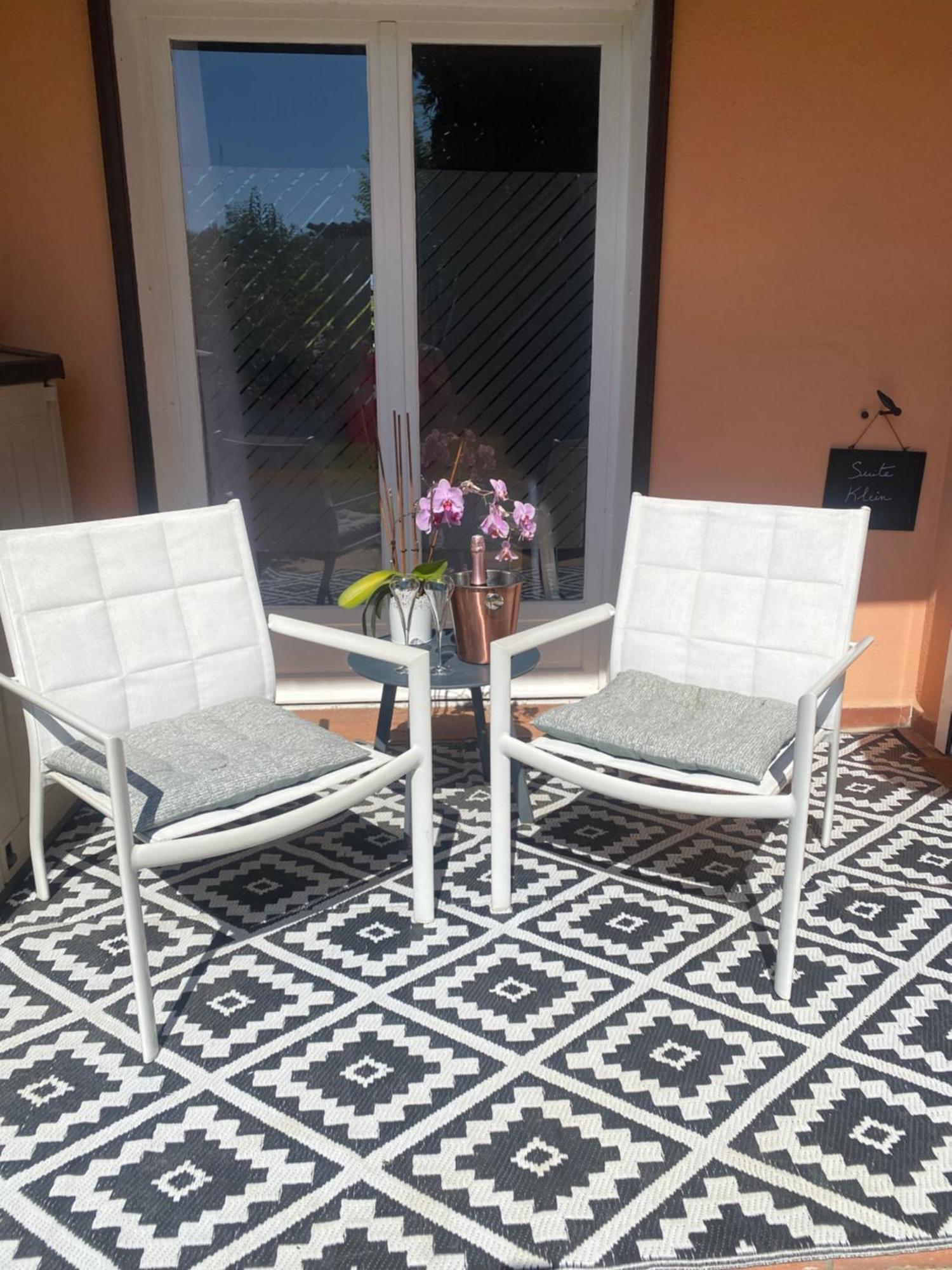 Maison Saint Paul Bnb Ла Кол-сюр-Лу Екстериор снимка